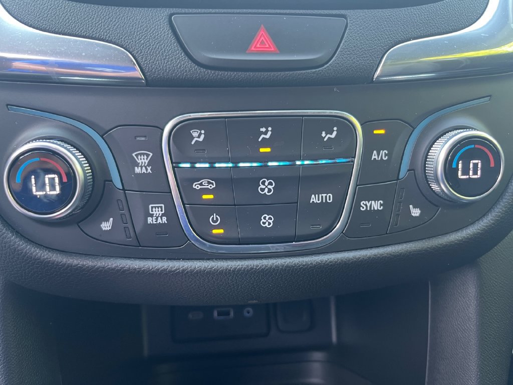 Used 2019 Chevrolet Equinox LT FWD image 19