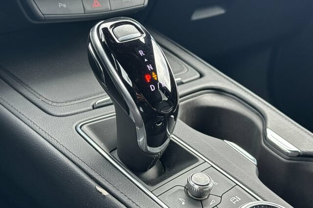 Certified 2025 Cadillac XT4 Premium Luxury FWD image 22