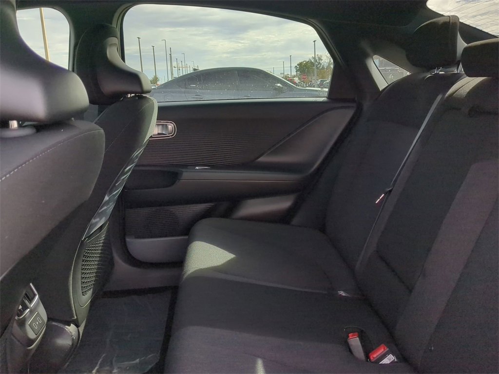 New 2025 Hyundai Ioniq 6 SE image 16