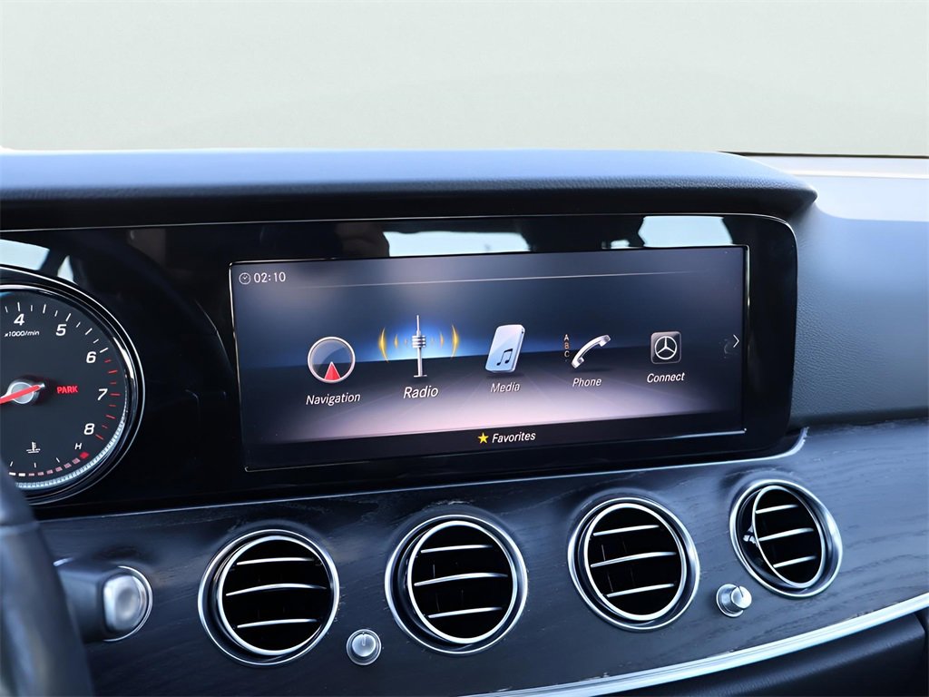 Used 2019 Mercedes-Benz E 300 4MATIC image 24