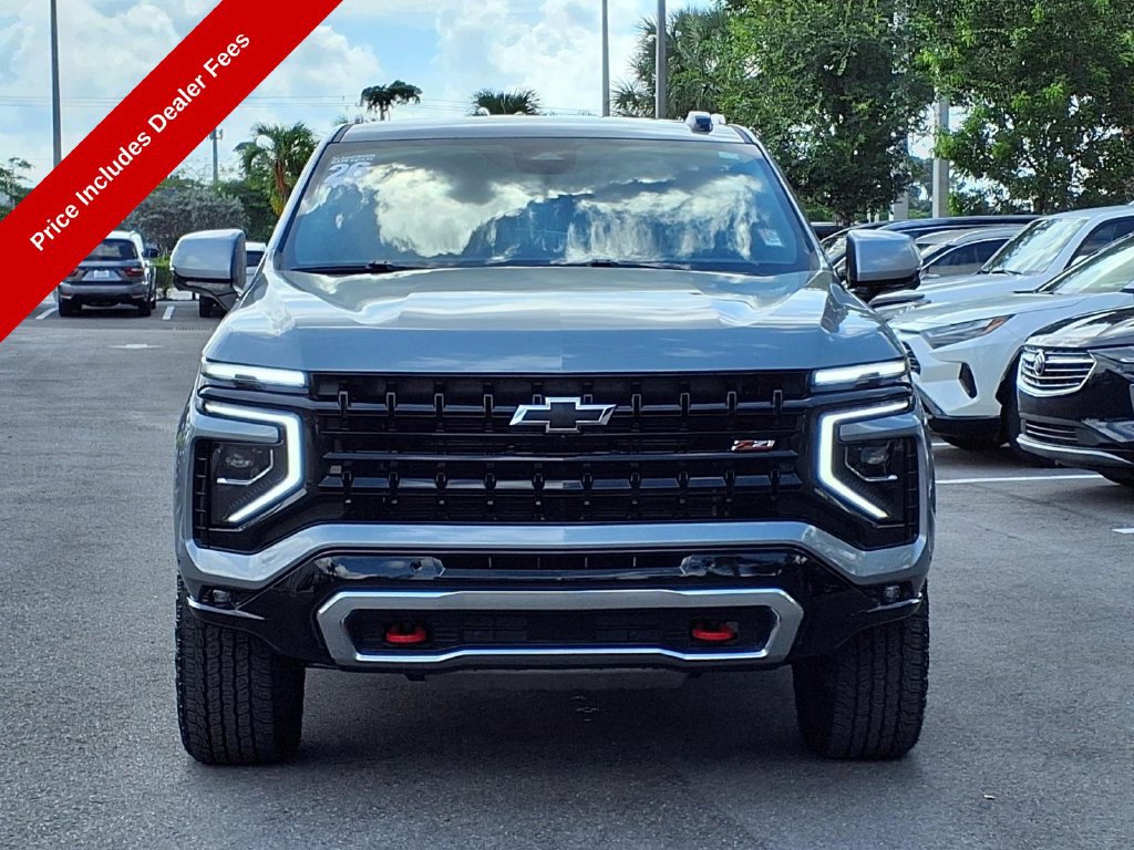 Used 2026 Chevrolet Suburban Z71 w/ Comfort Package AWD/4WD image 3