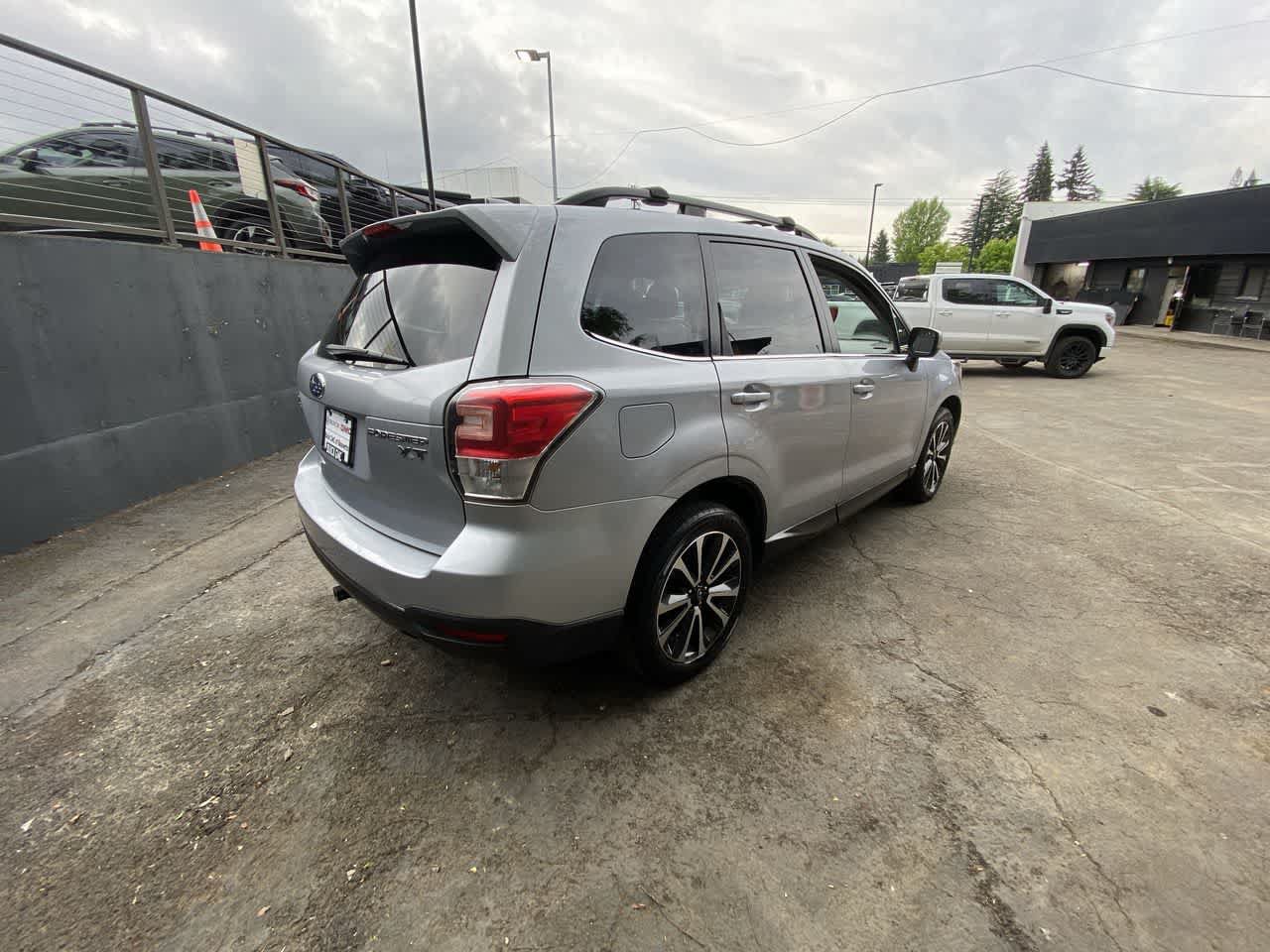 Used 2017 Subaru Forester 2.0XT Premium AWD/4WD image 6