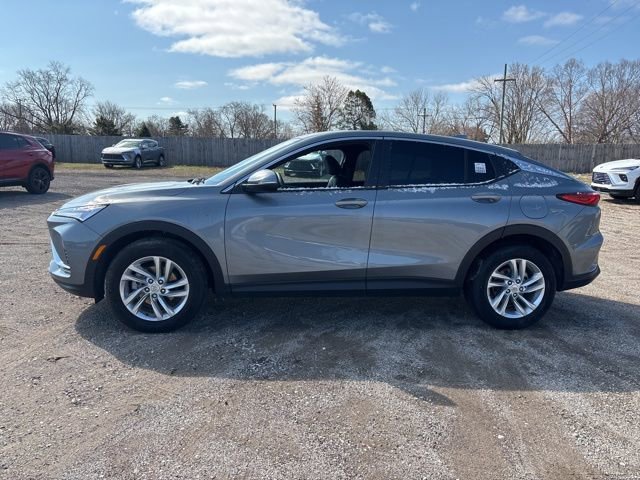 Used 2025 Buick Envista Preferred w/ Convenience II Package image 11