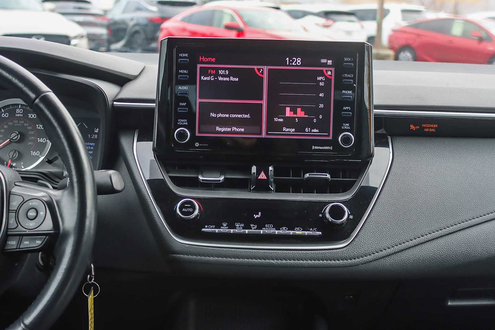 Used 2022 Toyota Corolla SE w/ Carpet Mat Package (TMS) image 11