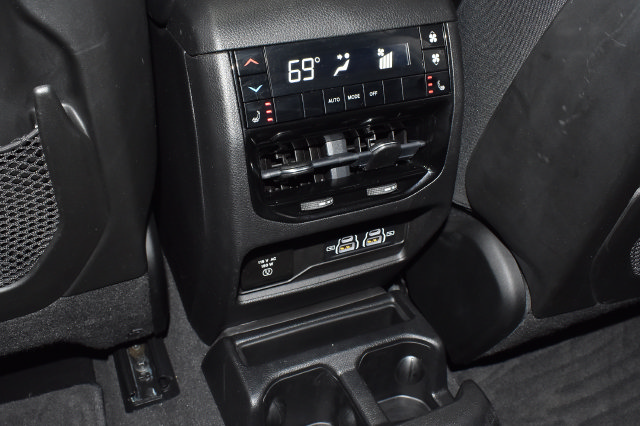 Used 2022 Jeep Grand Cherokee L Limited AWD/4WD image 27