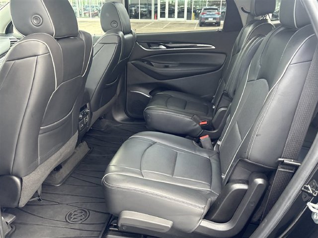 Used 2020 Buick Enclave Avenir w/ Avenir Technology Package AWD/4WD image 26