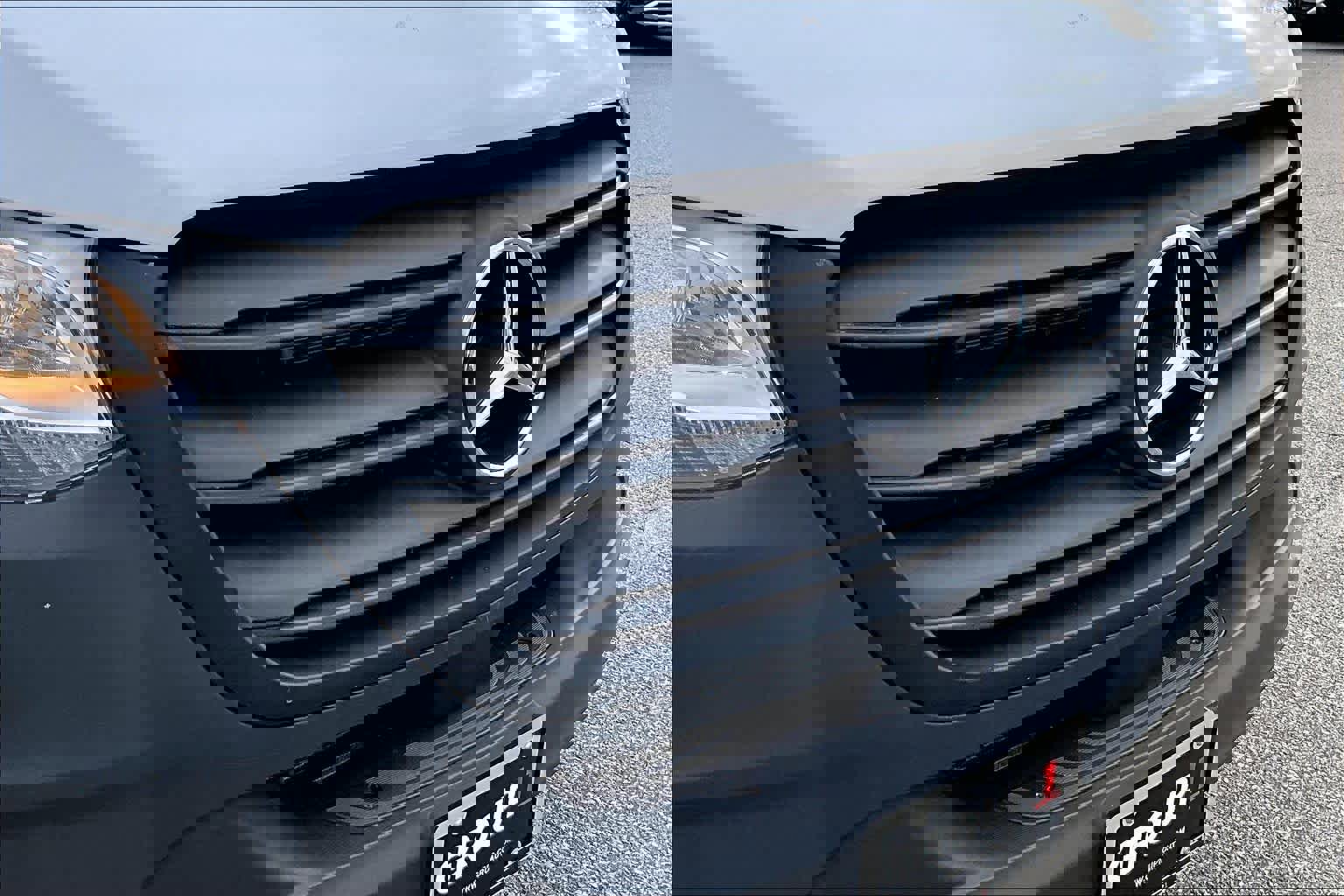 Used 2025 Mercedes-Benz Sprinter 2500 image 27