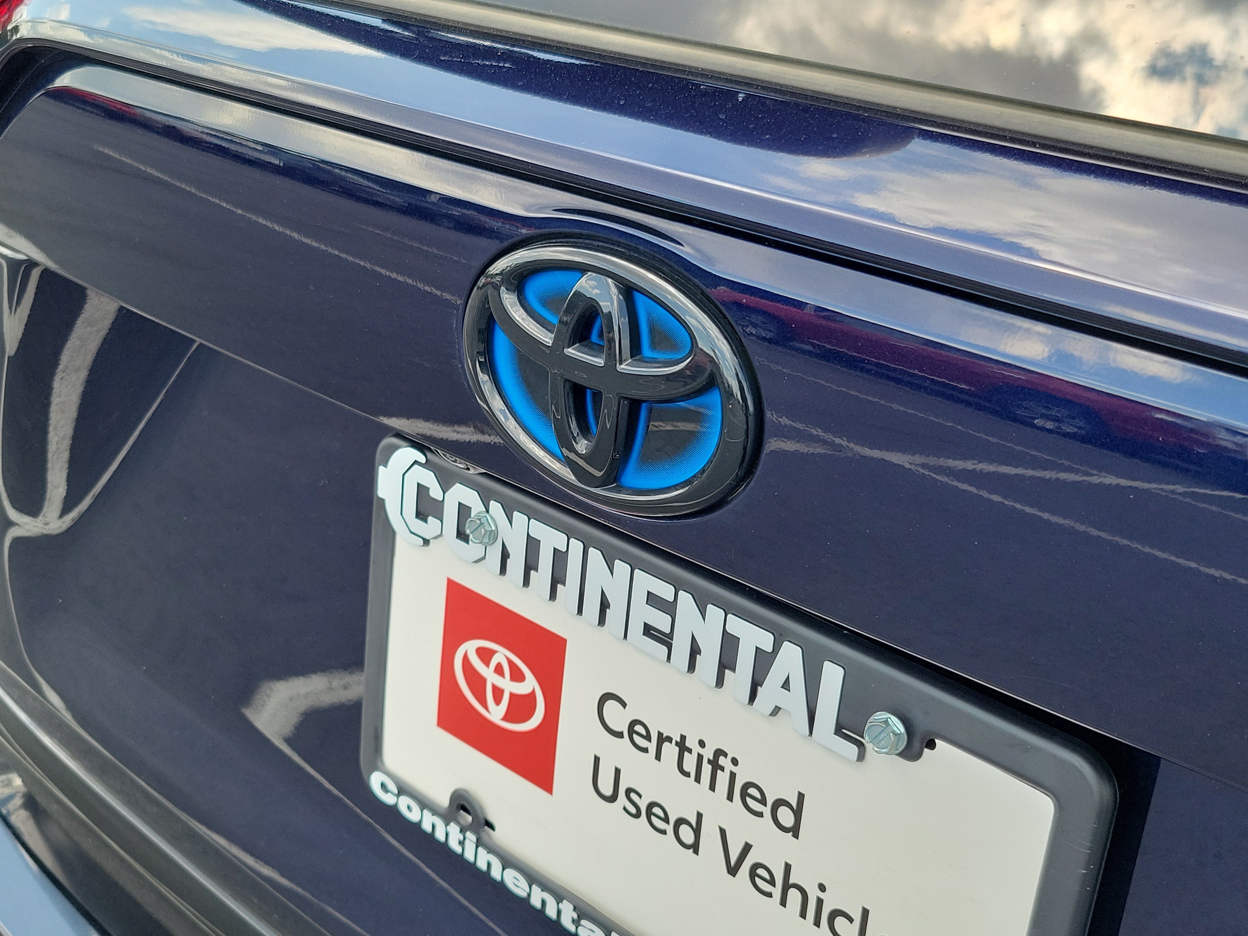 Certified 2024 Toyota RAV4 SE w/ Weather & Moonroof Package AWD/4WD image 10