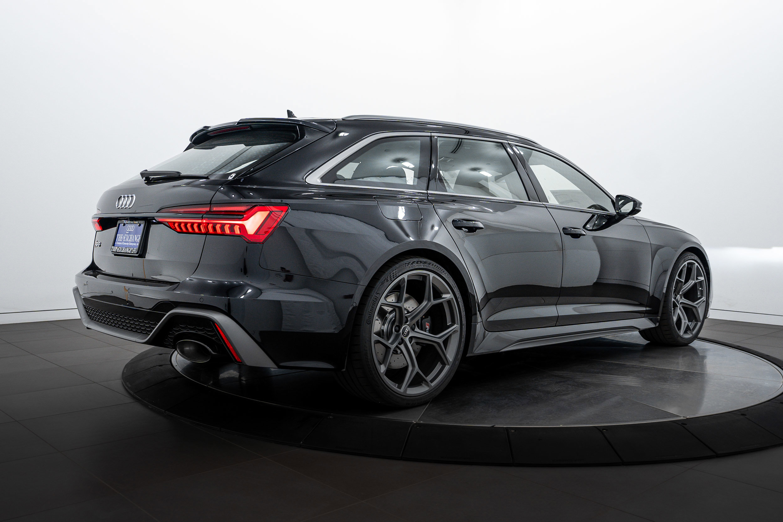 New 2026 Audi RS 6 performance image 4