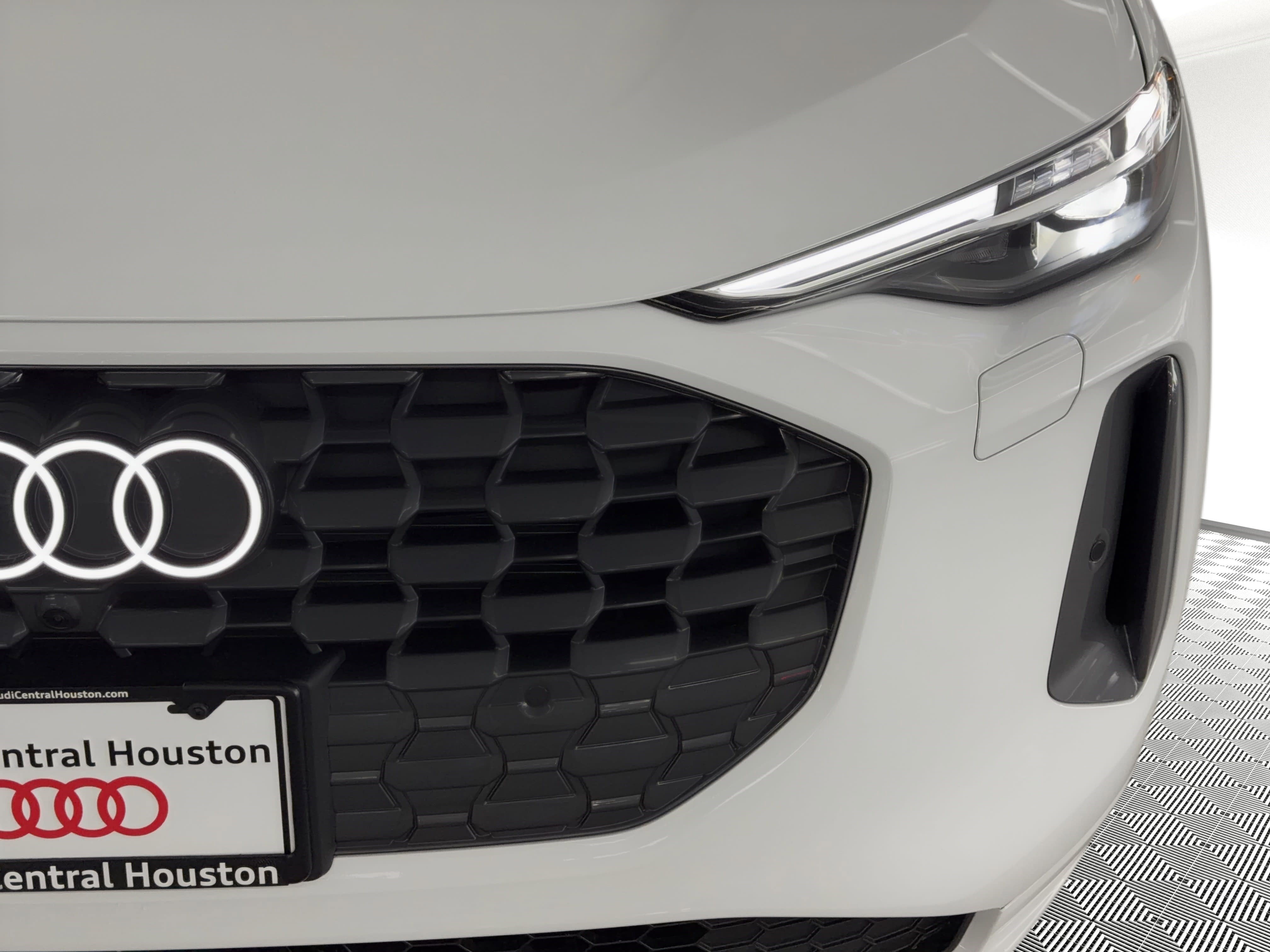 New 2026 Audi Q5 Premium Plus image 11