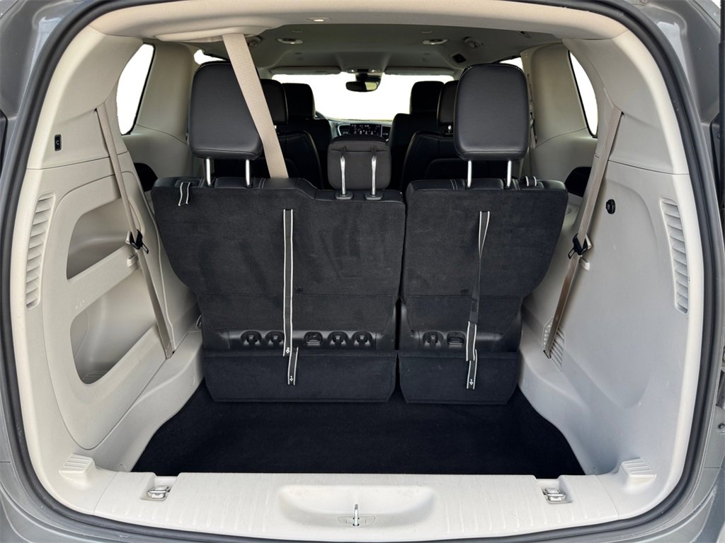 Used 2022 Chrysler Pacifica Touring-L image 21