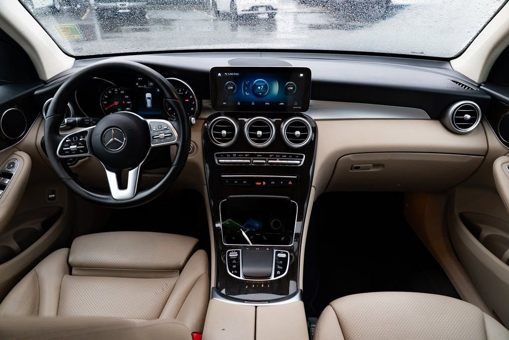 Used 2021 Mercedes-Benz GLC 300 4MATIC image 8