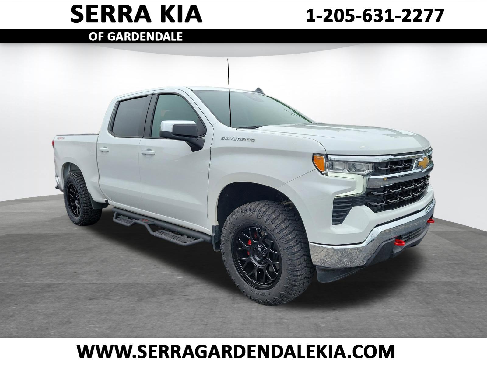 Used 2026 Chevrolet Silverado 1500 LT AWD/4WD image 1