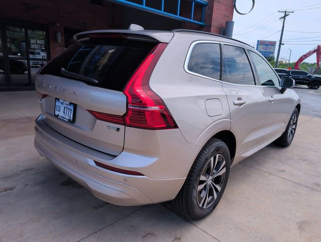 Used 2023 Volvo XC60 B5 Core AWD/4WD image 9