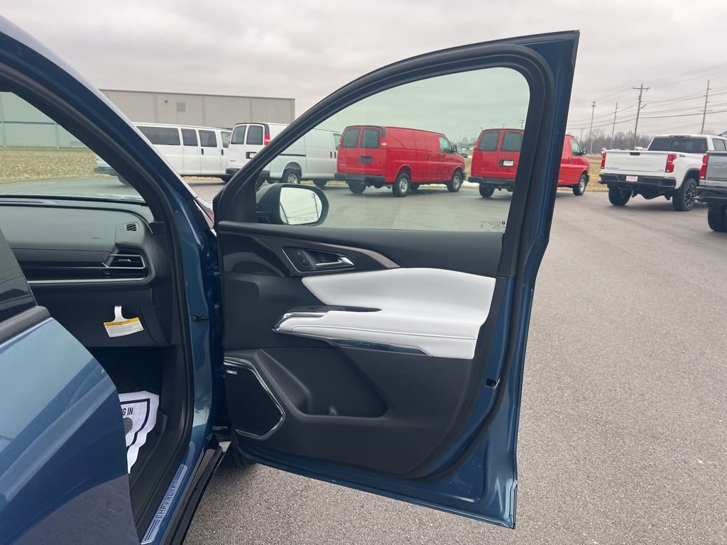 New 2026 Chevrolet Traverse High Country w/ LPO, Floor Liner Package image 30