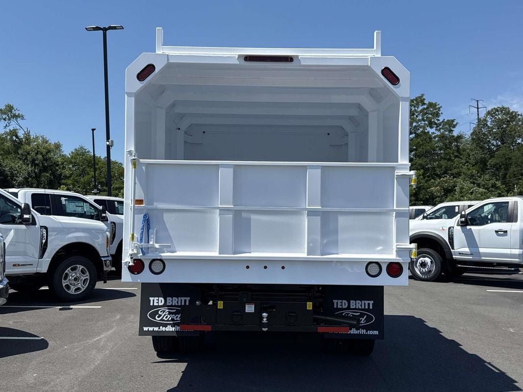 New 2026 Ford F600 4x4 Regular Cab Super Duty w/ XL Chrome Package image 3