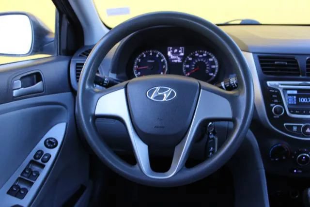 Used 2017 Hyundai Accent SE FWD image 14