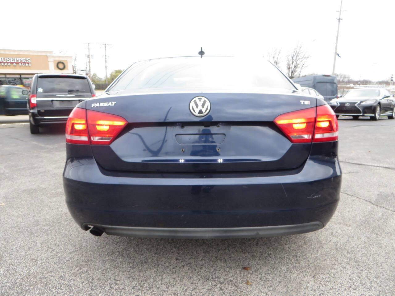 Used 2015 Volkswagen Passat 1.8T Wolfsburg Edition image 24