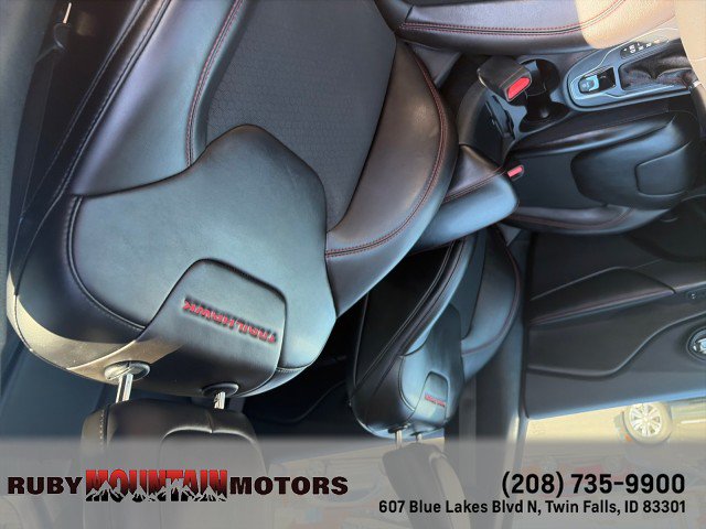Used 2021 Jeep Cherokee Trailhawk AWD/4WD image 11