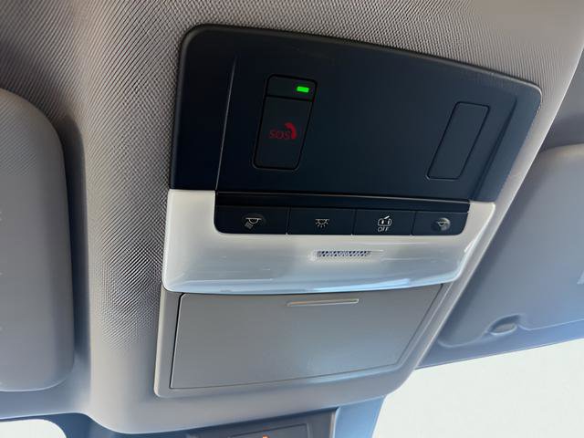 Used 2025 Nissan Rogue SV image 20