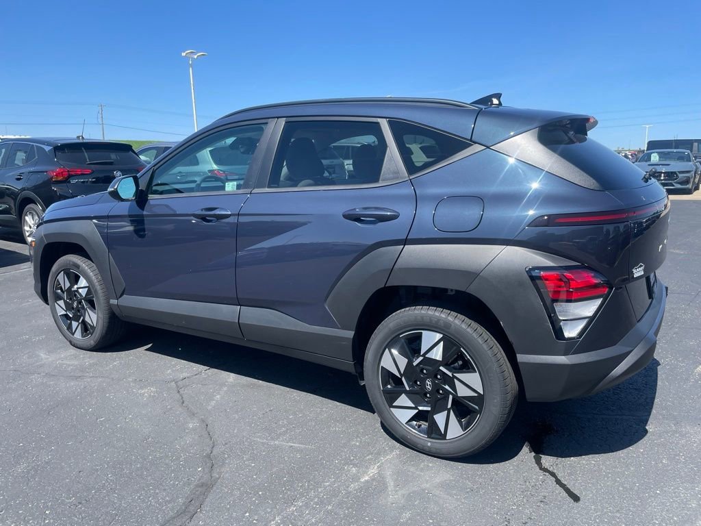Used 2024 Hyundai Kona SEL AWD/4WD image 6
