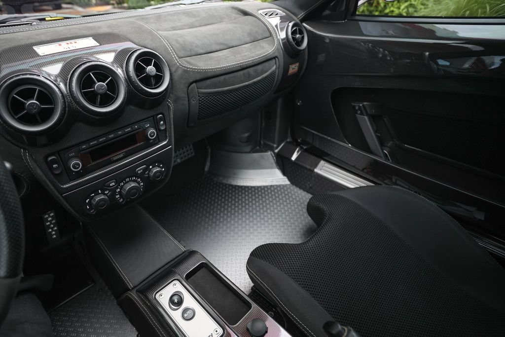 Used 2009 Ferrari F430 Scuderia RWD image 33