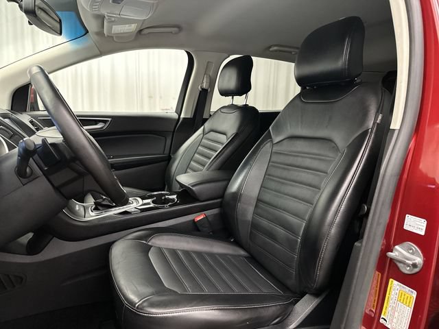 Used 2015 Ford Edge SEL w/ Equipment Group 201A AWD/4WD image 16