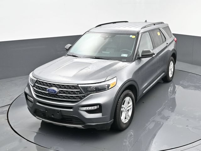 Used 2022 Ford Explorer XLT w/ Equipment Group 202A AWD/4WD image 22