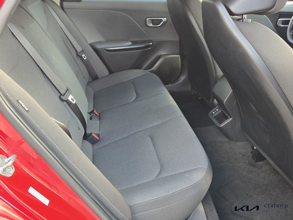 Certified 2025 Kia K4 LXS image 17