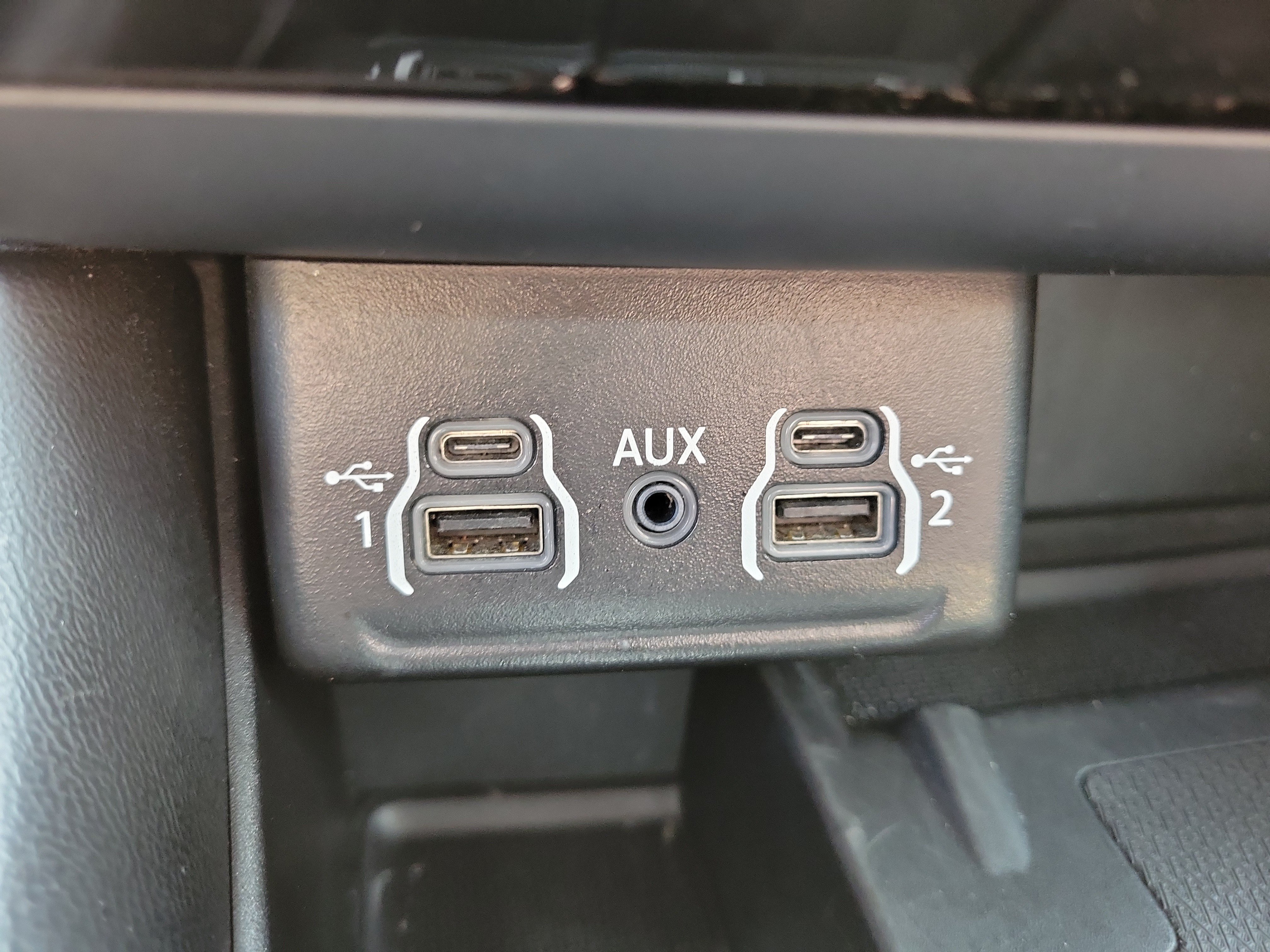 Used 2022 Dodge Durango R/T RWD image 28