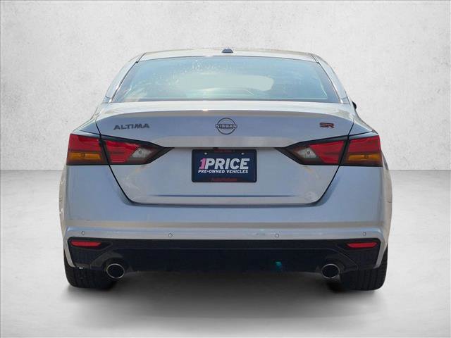 Used 2024 Nissan Altima 2.5 SR FWD image 7