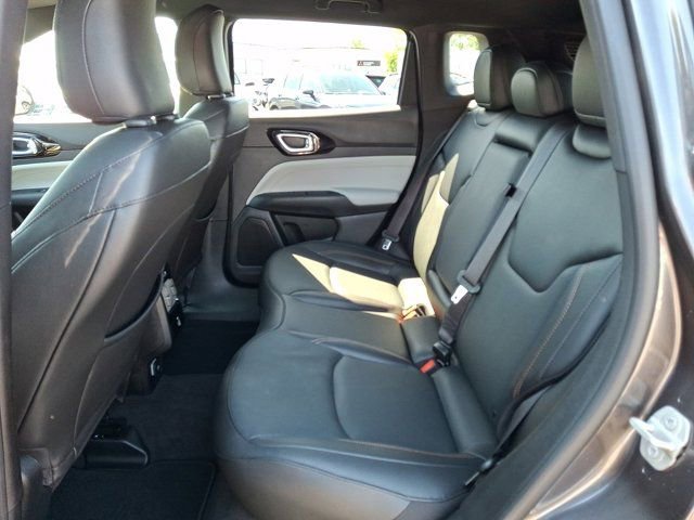 Used 2023 Jeep Compass Limited w/ Elite Group AWD/4WD image 13