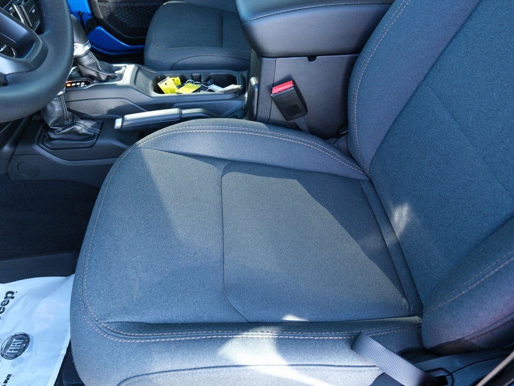 Used 2026 Jeep Wrangler Sport image 22
