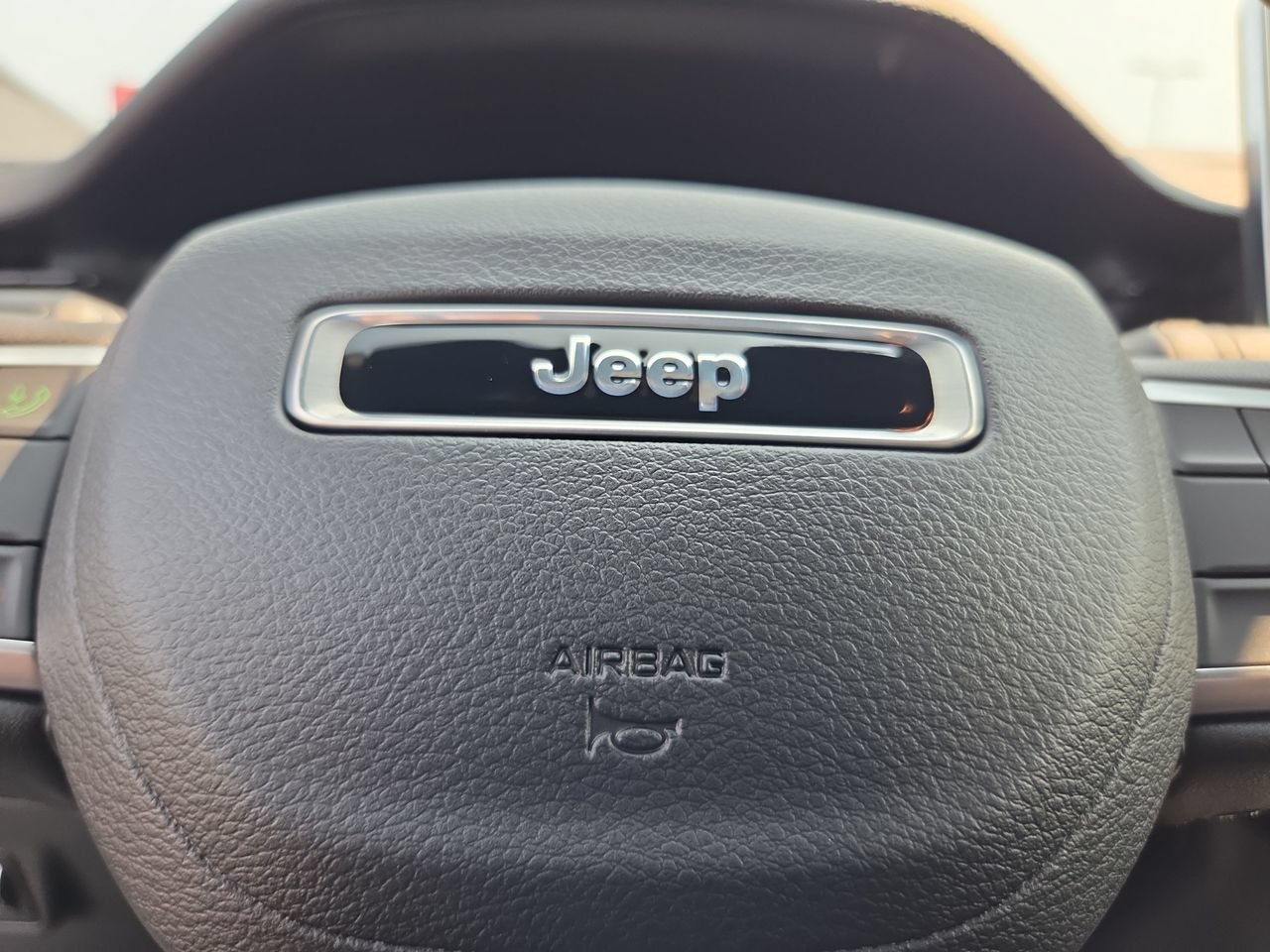New 2026 Jeep Compass Latitude AWD/4WD image 23