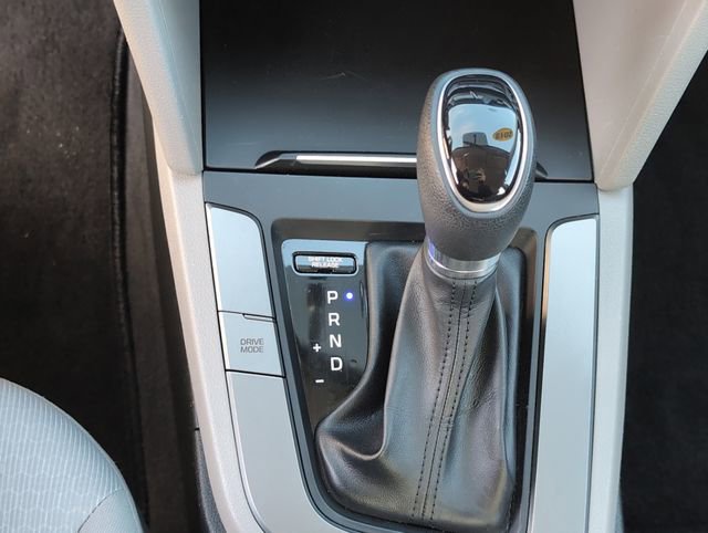 Used 2018 Hyundai Elantra SEL image 20