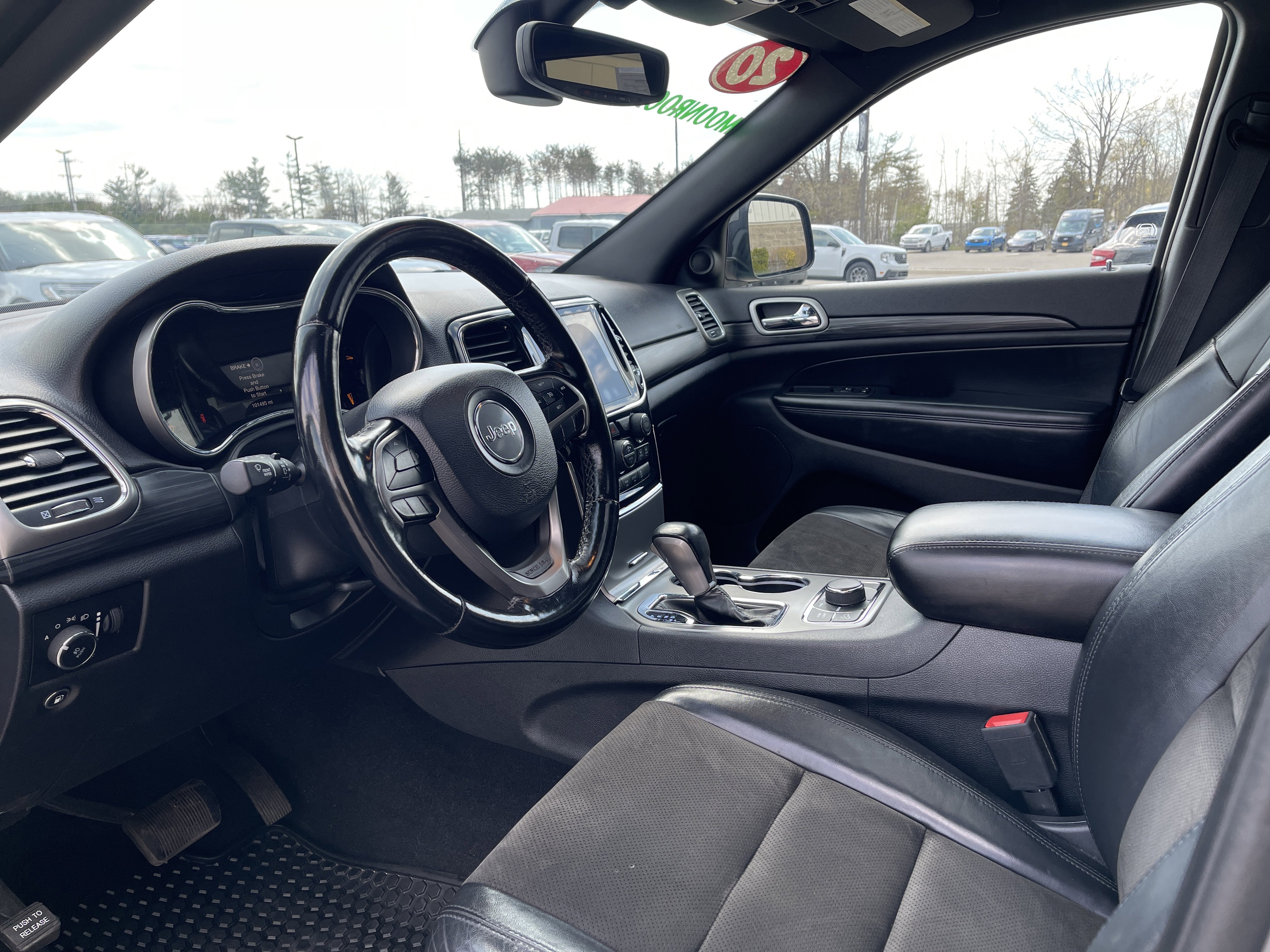 Used 2020 Jeep Grand Cherokee Altitude AWD/4WD image 11