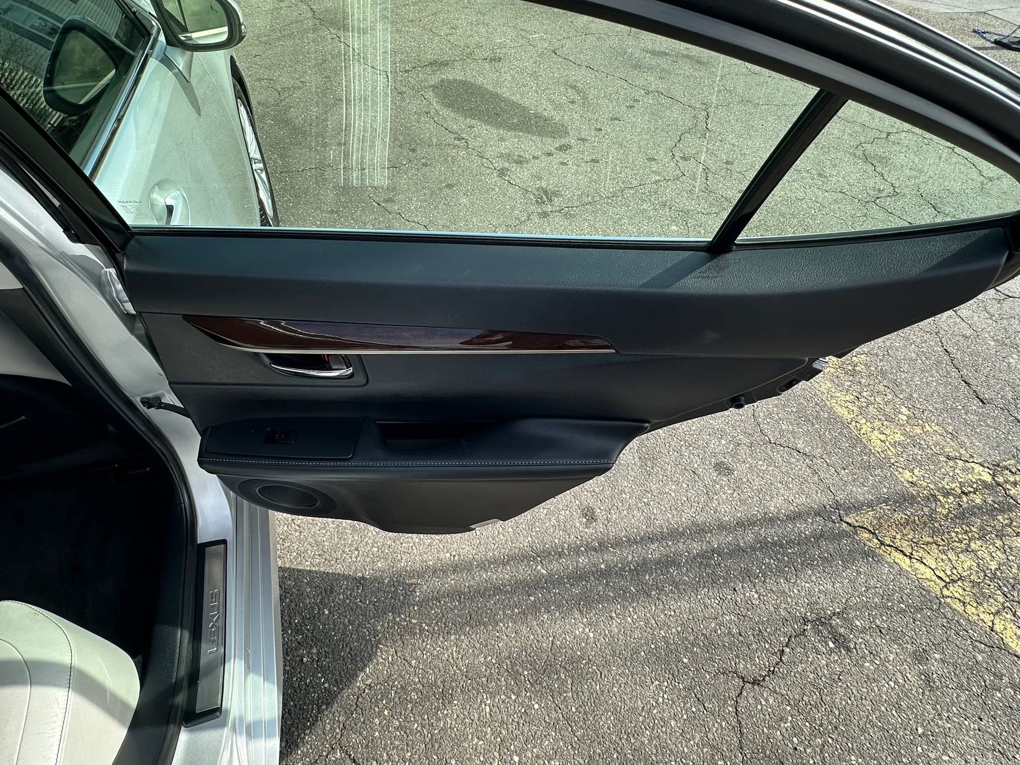 Used 2013 Lexus ES 350 w/ Luxury Pkg image 37