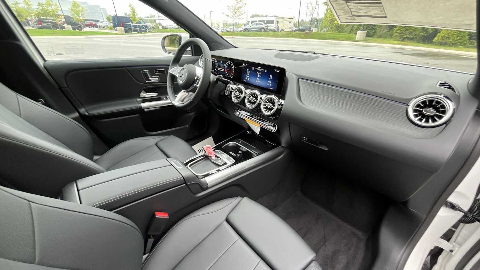 New 2026 Mercedes-Benz GLA 250 4MATIC image 10