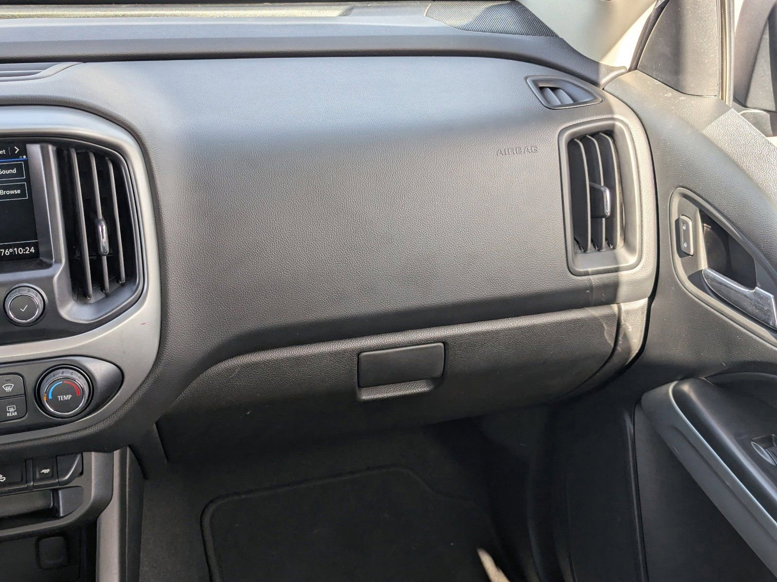 Used 2022 Chevrolet Colorado LT w/ LT Convenience Package image 18