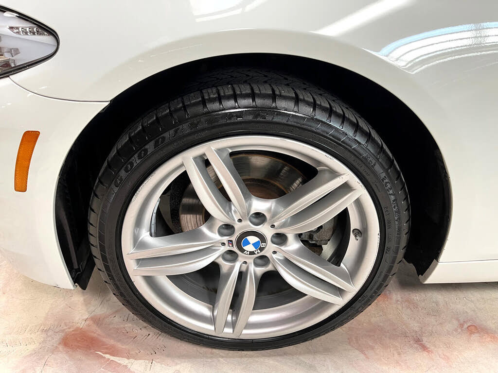 Used 2013 BMW 528i Sedan RWD image 35