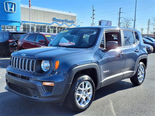 Used 2023 Jeep Renegade Latitude
