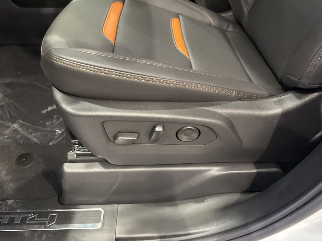 New 2026 GMC Sierra 1500 AT4 w/ AT4 Premium Package image 25