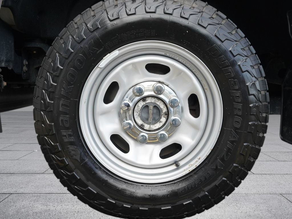 Used 2022 Ford F250 XL w/ Power Equipment Group AWD/4WD image 27