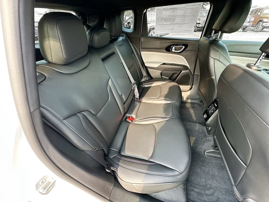 New 2026 Jeep Compass Limited AWD/4WD image 33