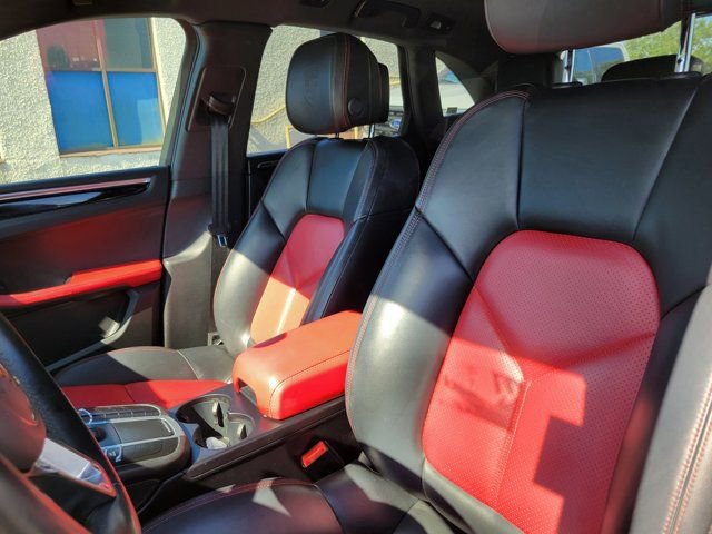 Used 2021 Porsche Macan S AWD/4WD image 20