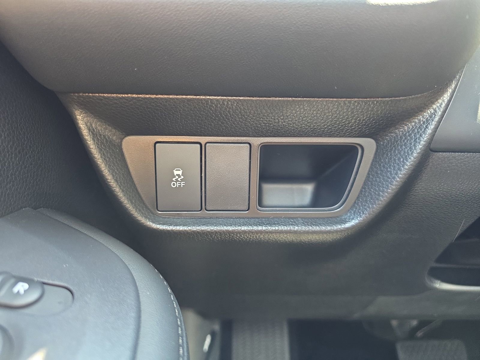 New 2026 Honda HR-V LX image 25