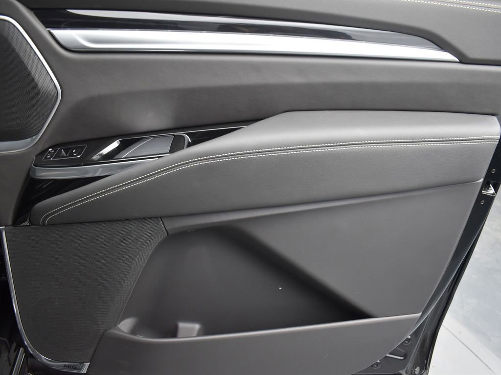 Certified 2026 Cadillac Escalade ESV Sport w/ Touring Package image 34