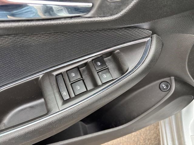 Used 2017 Chevrolet Cruze LT w/ RS Package image 14