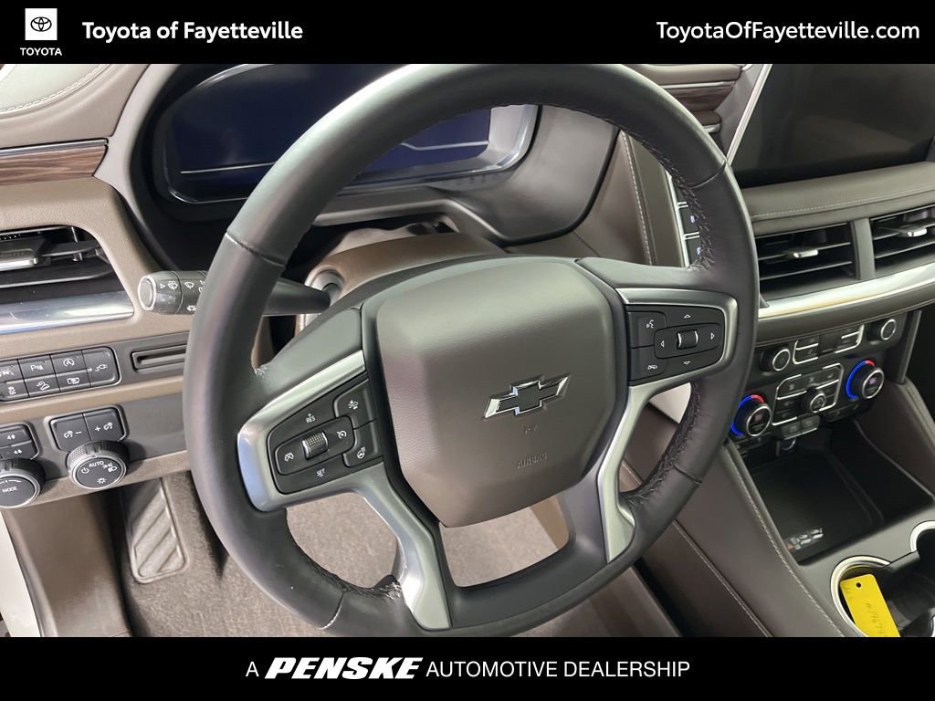 Used 2022 Chevrolet Tahoe Z71 w/ Luxury Package AWD/4WD image 28