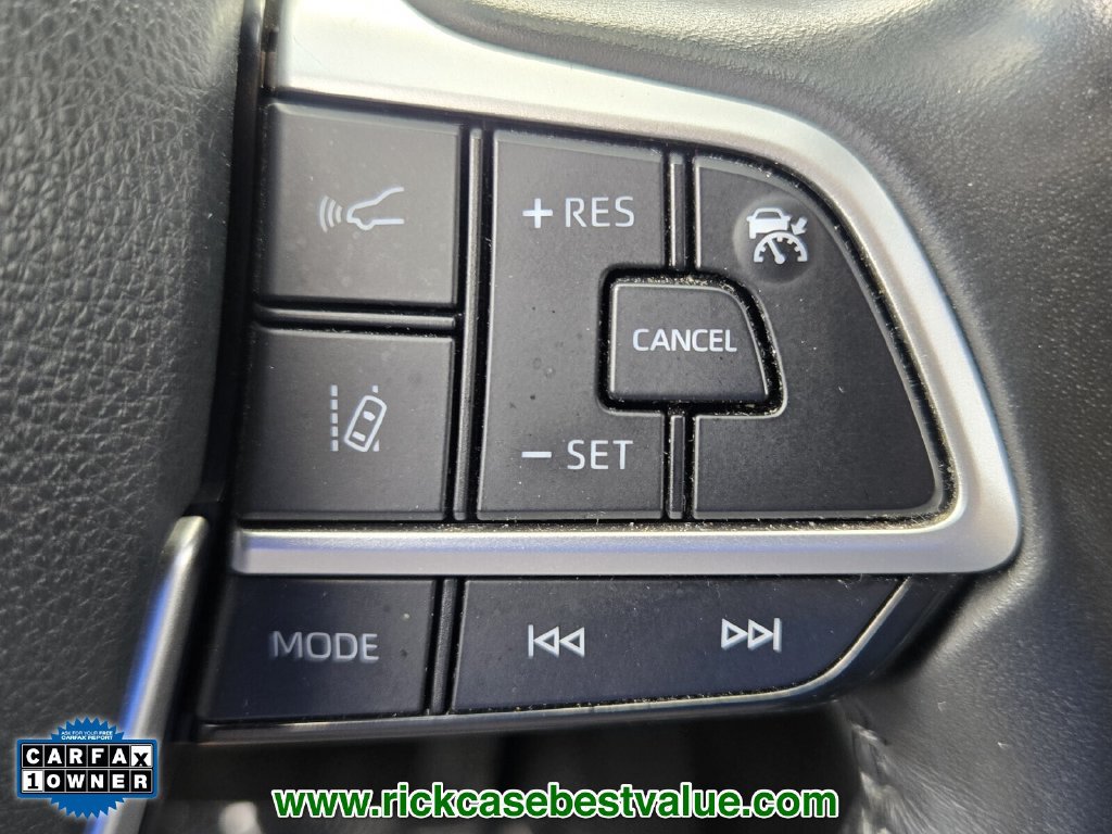 Used 2023 Toyota Highlander XSE FWD image 27
